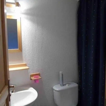 Daire Appartement 3 Pieces Pour 6 Personnes, Balcon, Skis A 50M, Parking Gratuit - Fr-1-561-69