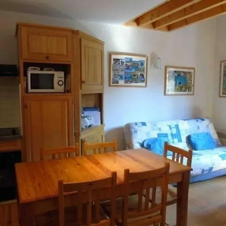 Appartement 3 Pieces Pour 6 Personnes, Balcon, Skis A 50M, Parking Gratuit - Fr-1-561-69 Daire